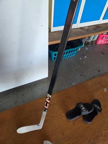 CCM JetSpeed FT8 Pro Right Handed Hockey Stick P28 50 Flex