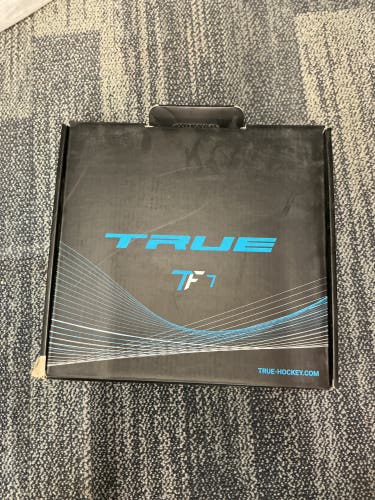 2021 True TF7 Hockey Goalie Skates Wide Width Size 4 (New)