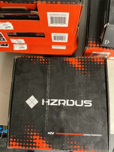 2023 True HZRDUS 5x Hockey Skates Regular Width Size 3 (New)