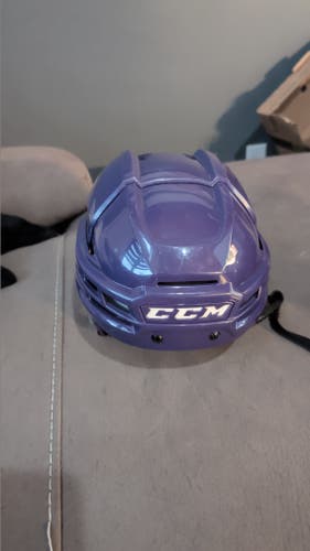 Small CCM Tacks 910 Helmet (New)
