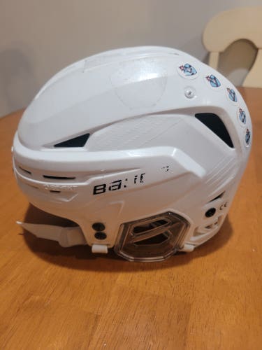 Small Bauer Re-Akt 85 Helmet (Used)