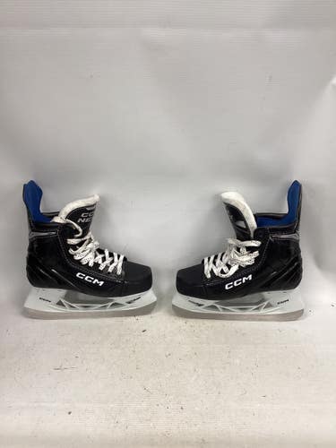 Used CCM NEXT Junior Hockey Skate Junior 03 11851-S000047910