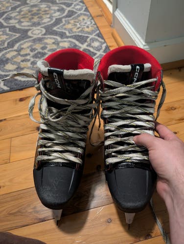CCM Extreme Flex E6.5 Hockey Goalie Skates 11 (Used)