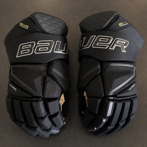 Bauer Vapor Hyperlite Gloves 15" (Used)