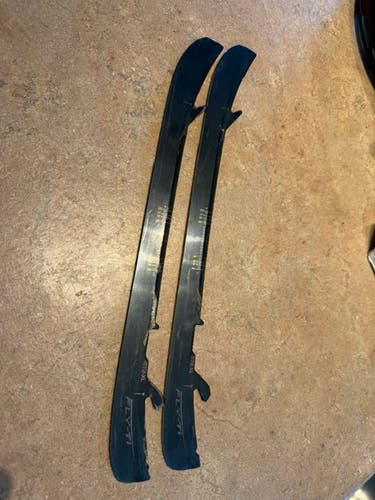 Bauer Fly-Ti 272 mm (Used)