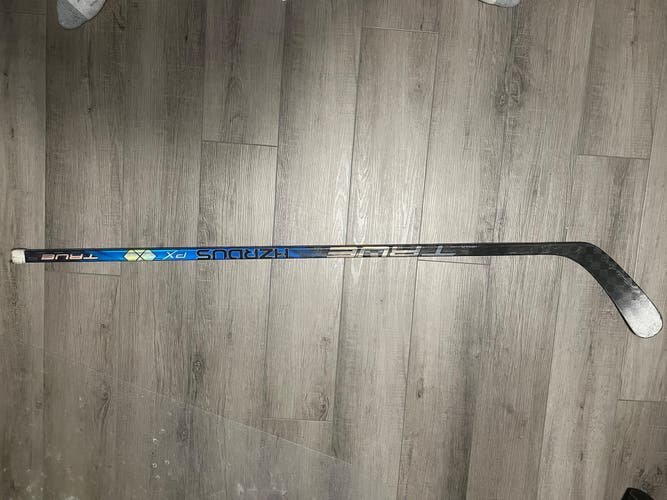 Senior True HZRDUS Px Right Handed Hockey Stick T92.5 85 Flex Pro Stock (Used)