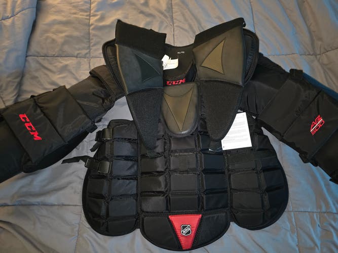 XL 2013 CCM AB500 Goalie Chest Protector (New)