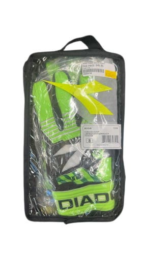 Diadora Furia Goalkeeper Gloves - Size 8 Brand new