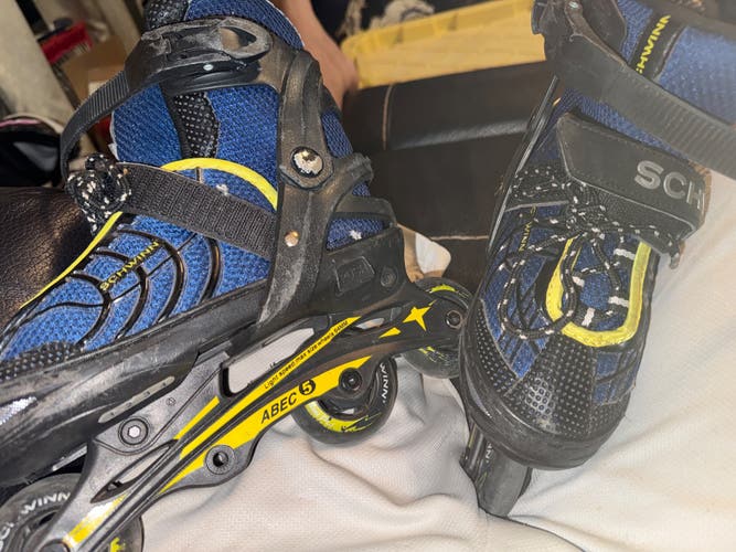 Schwinn Inline Skates Regular Width Size 4 (Used)