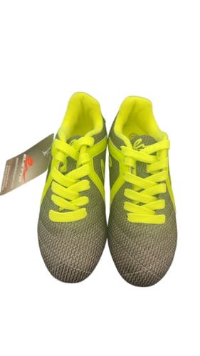 Eletto Youth Soccer Cleats - Size 13