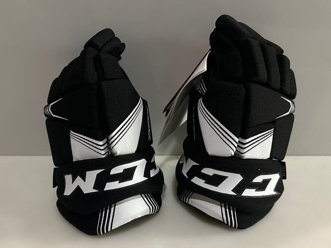 New CCM Super Tacks Black White Hockey Gloves - Size 9” NWT