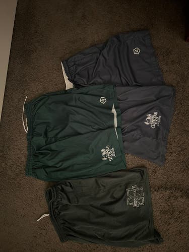 Green XL Adult Unisex Unbranded Shorts (Used)