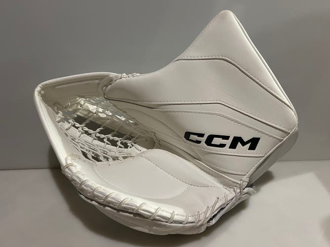 New CCM EFLEX 6.9 Senior Goalie Catcher Glove - Right Hand Catch