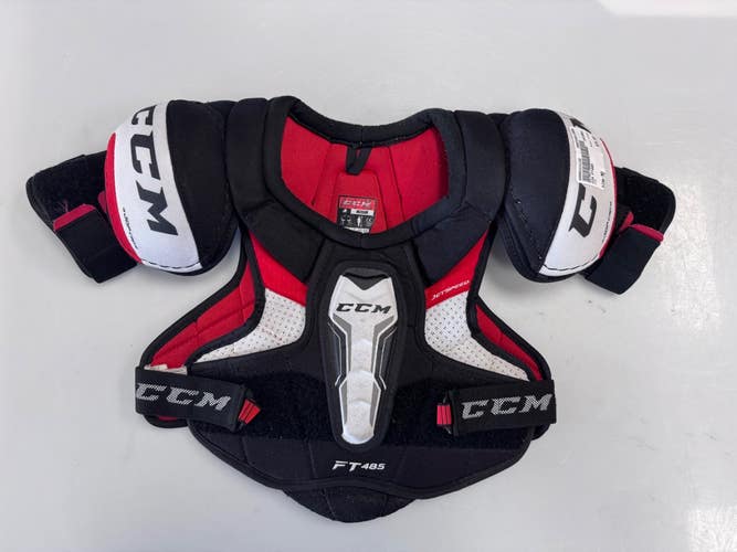Used CCM FT485 Junior Shoulder Pads MD 11860-S000313132