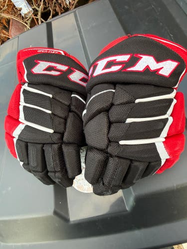 CCM JetSpeed FT390 Gloves 10" (Used)
