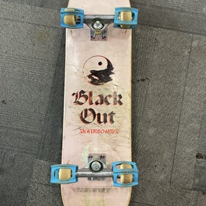 Used BLACKOUT SKATEBOARDS Complete Skateboard Pink Regular 11614-S000241190