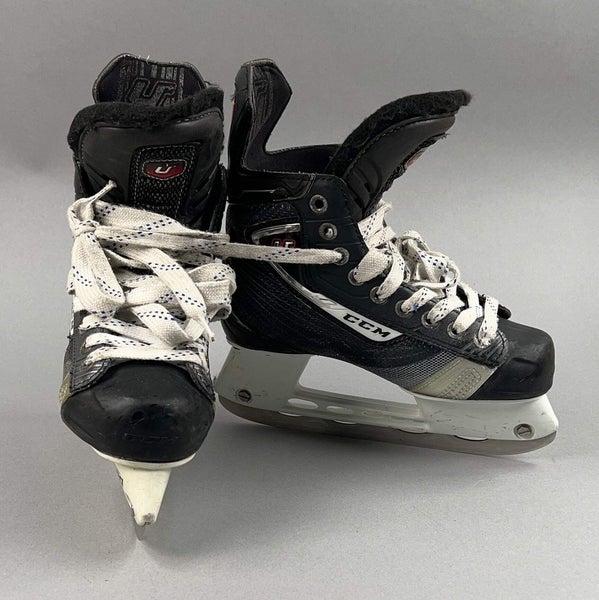 CCM U+ Size 2.5 Junior Hockey Skates