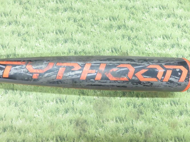 Easton TYPHOON 33 IN 30 OZ -3 * 2 5/8" Baseball Bat  bk63 BBCor