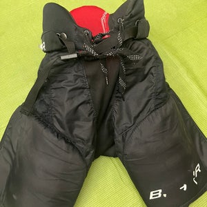 Junior Medium Bauer Nsx Hockey Pants (Used)