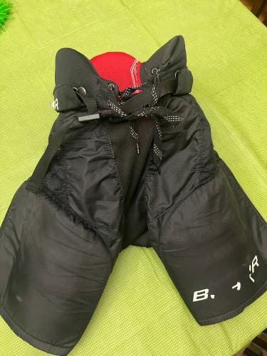 Junior Medium Bauer Nsx Hockey Pants (Used)