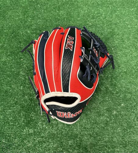 Wilson A2K 11.75" Infield Baseball Glove 1724 Pattern Finger Shift - Red Navy