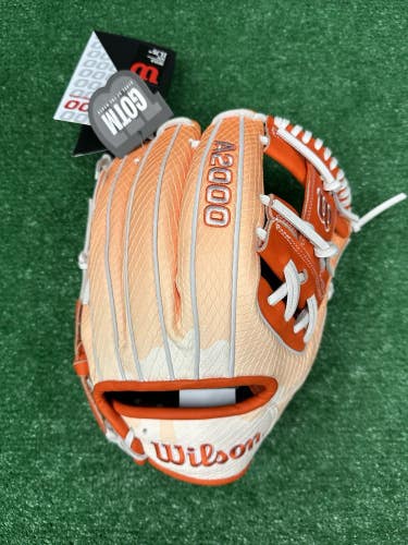 Wilson A2000 11.75" GOTM 1975 Infield Baseball Glove Creamsicle Orange White