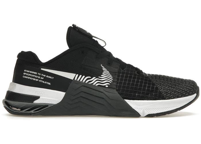 Size 10.5 - Nike Metcon 8 Black White (MENS) DO9328-001