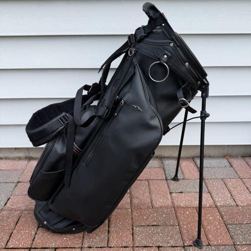 Sun Mountain Matchplay 14 Way Stand Golf Bag Black Vinyl Faux Leather Quilted