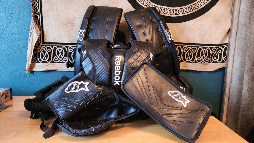 25" Brian's Regular Goalie Full Set (Used)