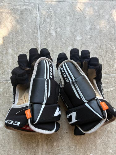 CCM Tacks 4 Roll Pro 2 Gloves 14" (Used)
