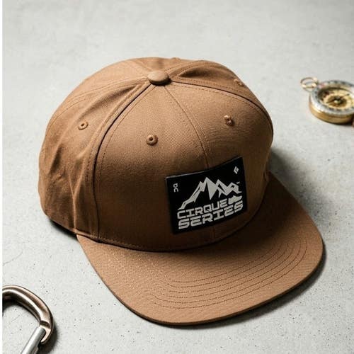 On Running Cirque Series Mountain Trail Race Snapback Hat Cap Tan Brown