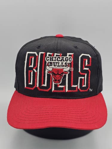 Vintage Chicago Bulls NBA Sports AJD Vtg Spellout Hat Cap Black Red Snapback