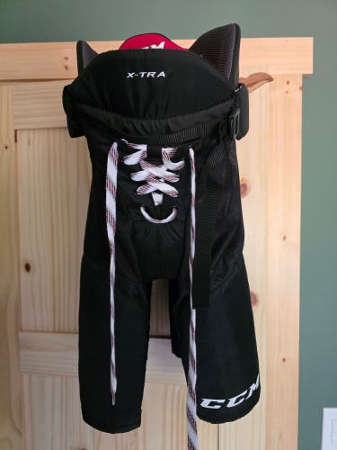 Men's Senior Medium CCM QLT Xtra Hockey Pants (New)