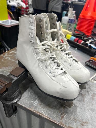 Used Senior Hockey Skate Senior 5 11337-S000488556