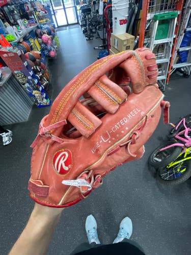 Used Rawlings FINEST IN THE FIELD BB/SB Glove RH Throw Red 12" 11337-S000486086