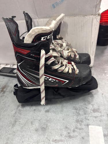 Used CCM FT470 JETSPEED Senior Hockey Skate Senior 4 11337-S000492731