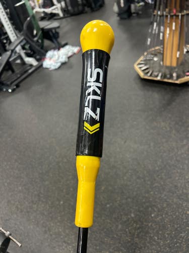 Used SKLZ HIT STICK BB/SB Training Aid 11337-S000491805