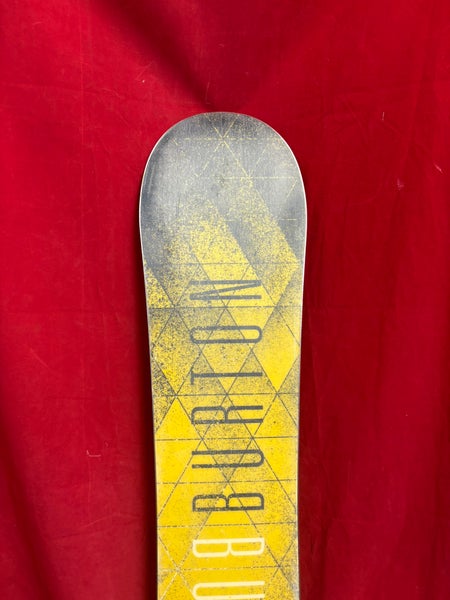 burton ltr 70 cm snowboard 2020 Kids The Flat Top profile also features rocker on the nose and tail for catch Burton Kids LTR Snowboard 2021
