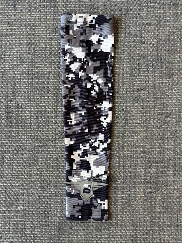 Bucwild Sports Camo Compression Arm Sleeve | ALL Sports | Sz YL 8-9" Bicep