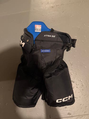 Senior Medium CCM JetSpeed Xtra SE Hockey Pants (Used)