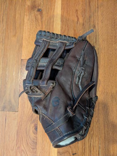 Nokona RH X2 ELITE Baseball Glove 12.75" Used (very slightly)