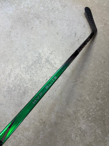 65 Flex P92 Senior Bauer Vapor Hyperlite2 Left Hand Hockey Stick (New) Pro Stock
