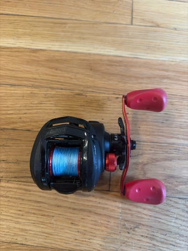 Abu Garcia Fishing Reel (Used)