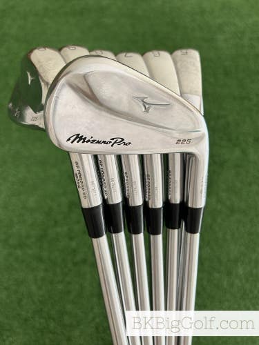 Mizuno Pro 225 Forged Iron Set 4-P / Project X LS 6.0 Stiff