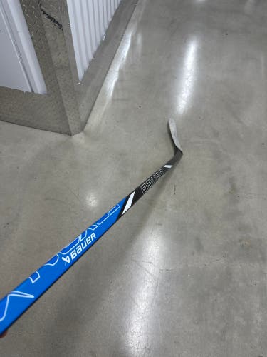 Senior Bauer E.40 Left Hand Hockey Stick P92 55 Flex (Used)