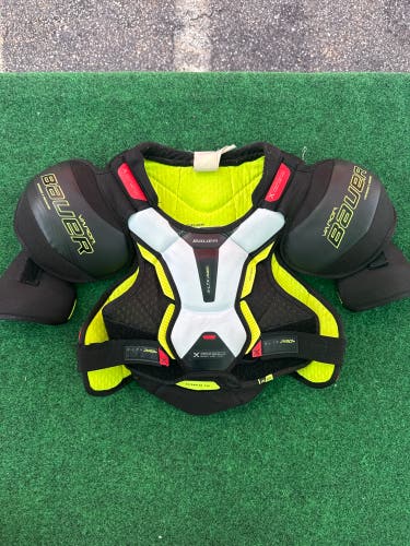 Bauer Vapor XLTX Pro+ Shoulder Pads (Used) | Junior Medium