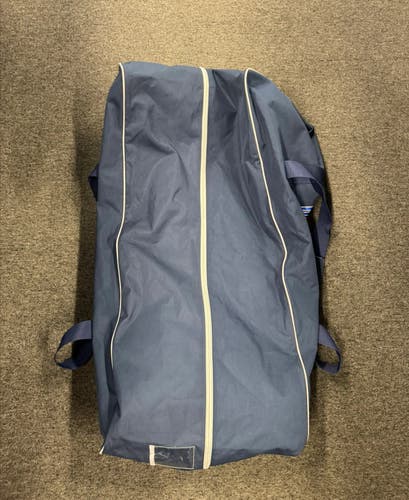Senior Hockey Equipment Bag (Used)