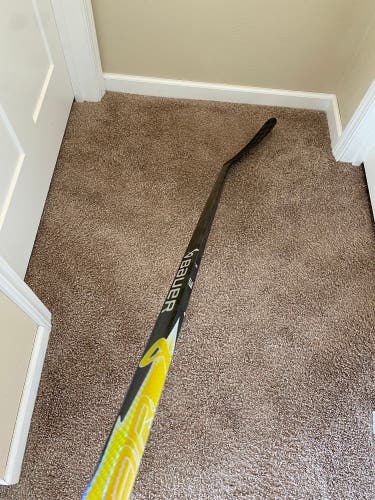 Senior Bauer Vapor Flylite Right Handed Hockey Stick P90TM 70 Flex Pro Stock (Used)