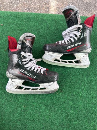 Senior Bauer Vapor X4 Hockey Skates (Fit 1) Size 7.5 (Used)
