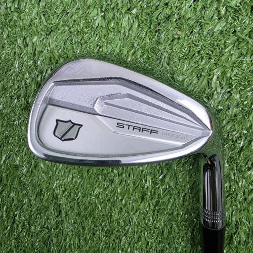 Wilson Staff Model CB 2024 Gap Wedge GW Dynamic Gold Mid 115 R300 Regular RH